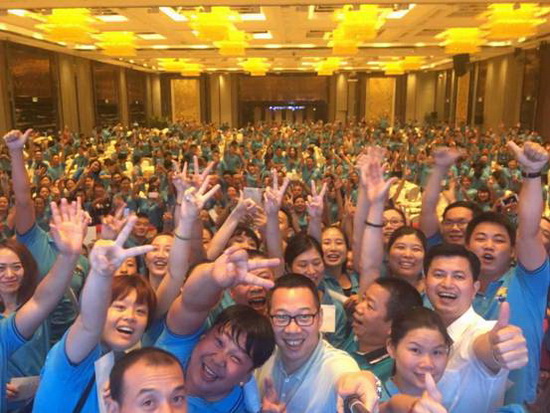 陶瓷一线品牌JXF吉祥坊表演